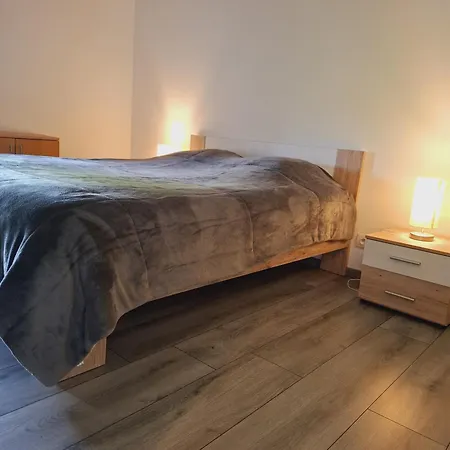 Holiday home Le Gai Pinson